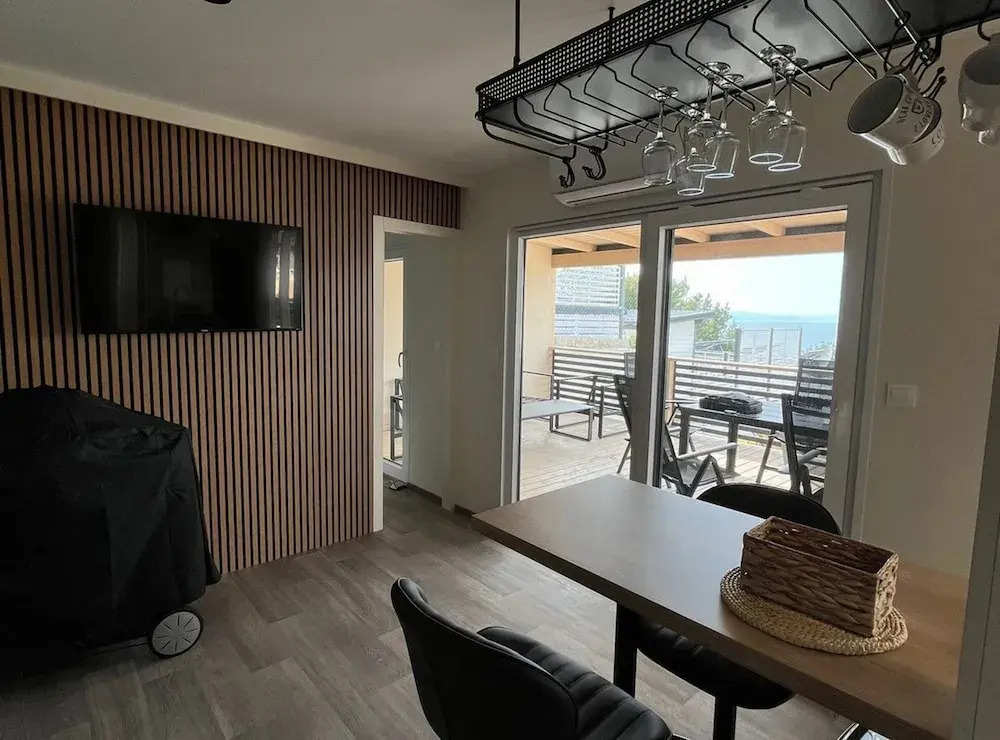 Tranquil Tides Drage Mobile Home With Terrace and Sea View