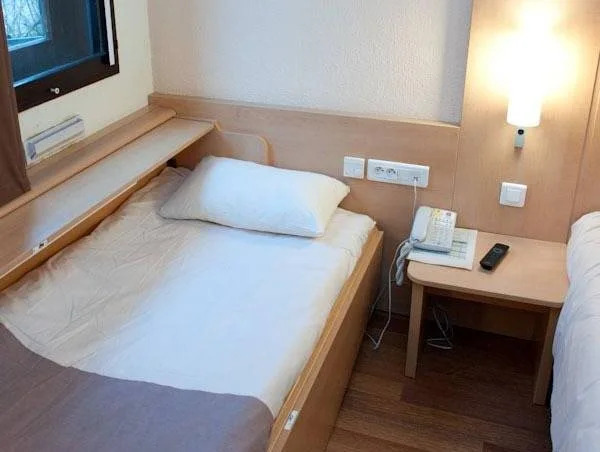 Egg Hotel Gonesse