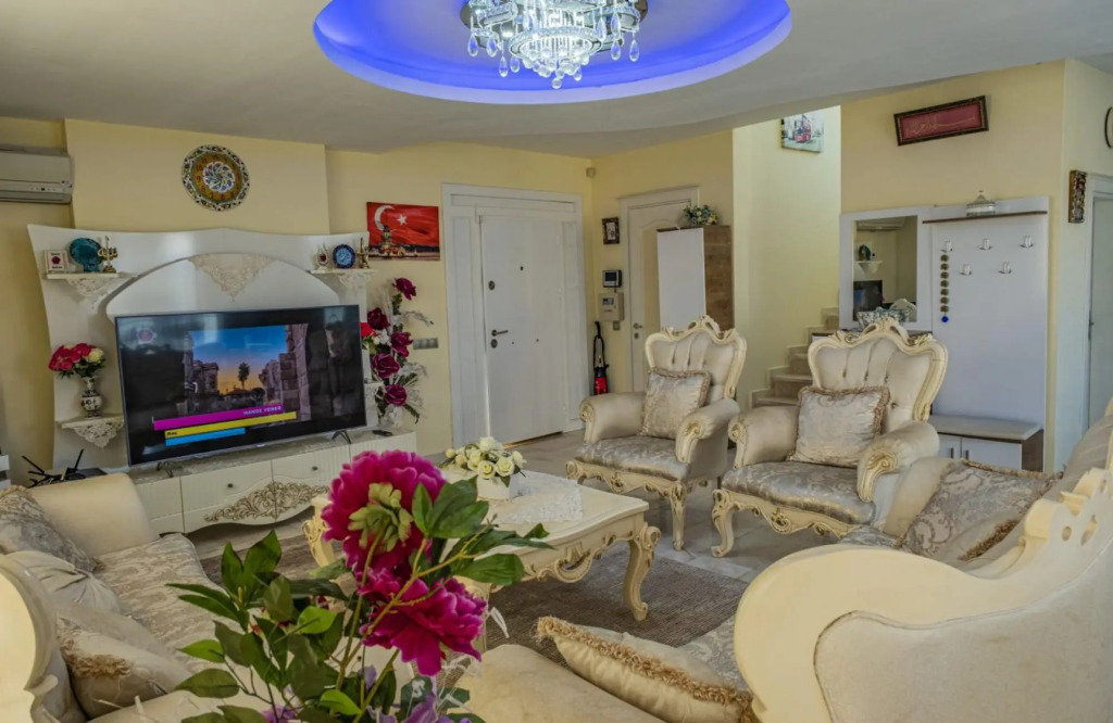 Splendid Villa with Private Pool in Antalya