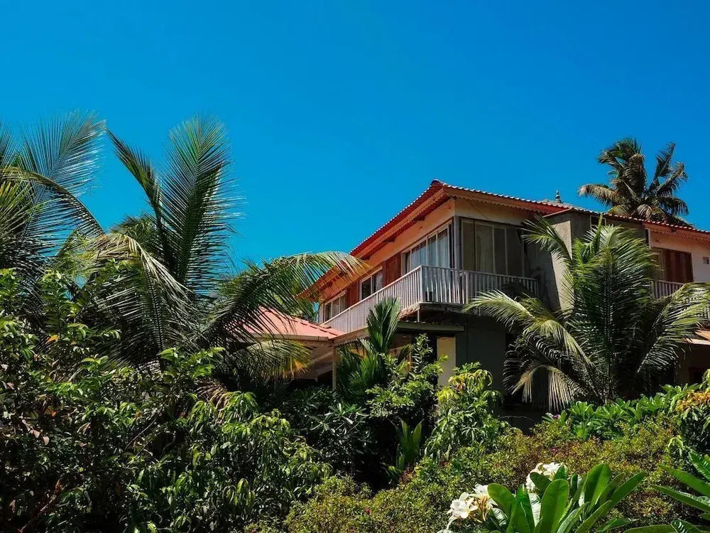 DD Villa & Serenity Cottages
