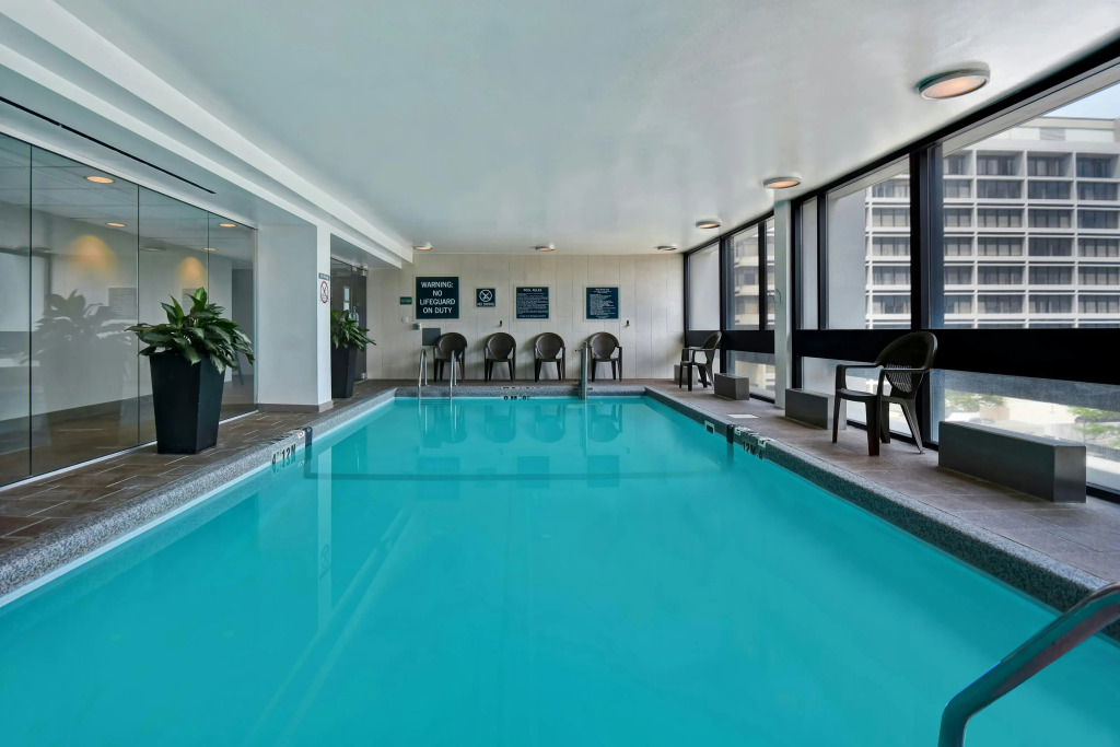 Four Points by Sheraton Boston Newton
