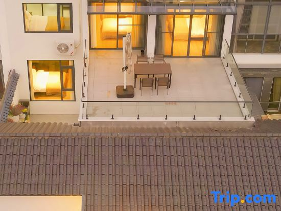 Shanshan Laichi Holiday Villa (Yixing Longchi Yaohu Town Branch)