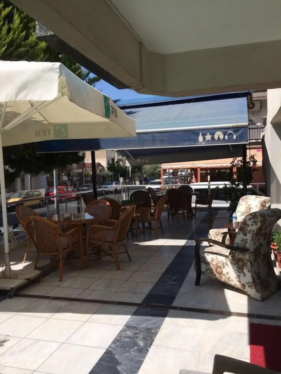 Ozcam Hotel