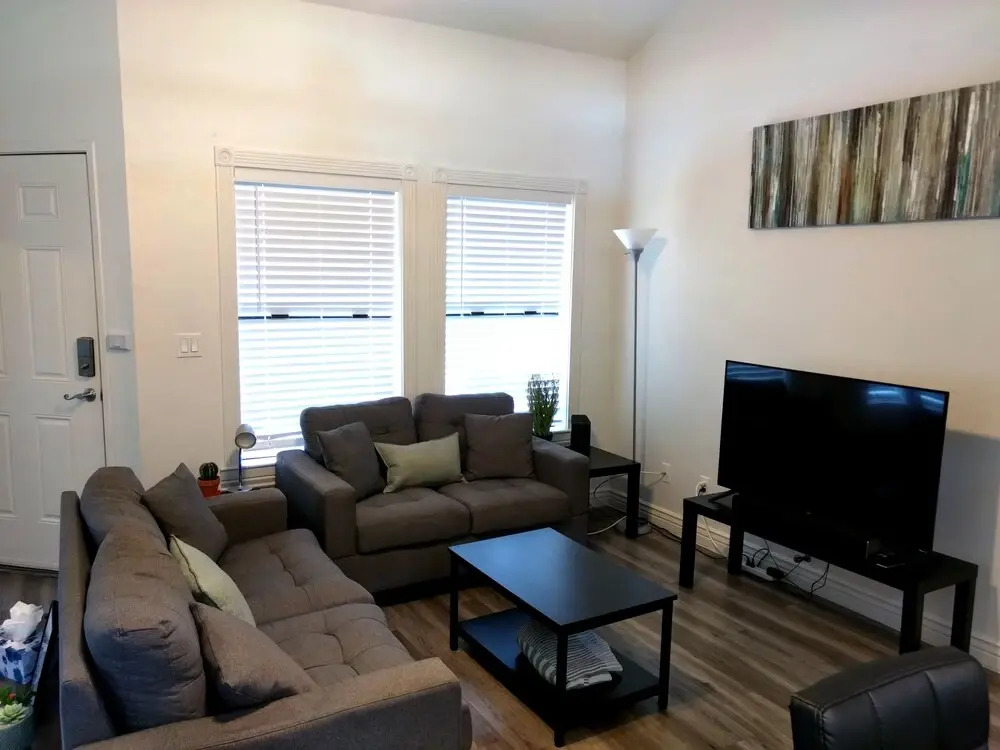 1432 Mesa