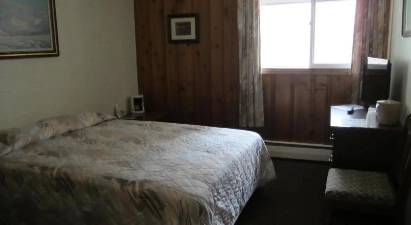 The Gateway Inn
