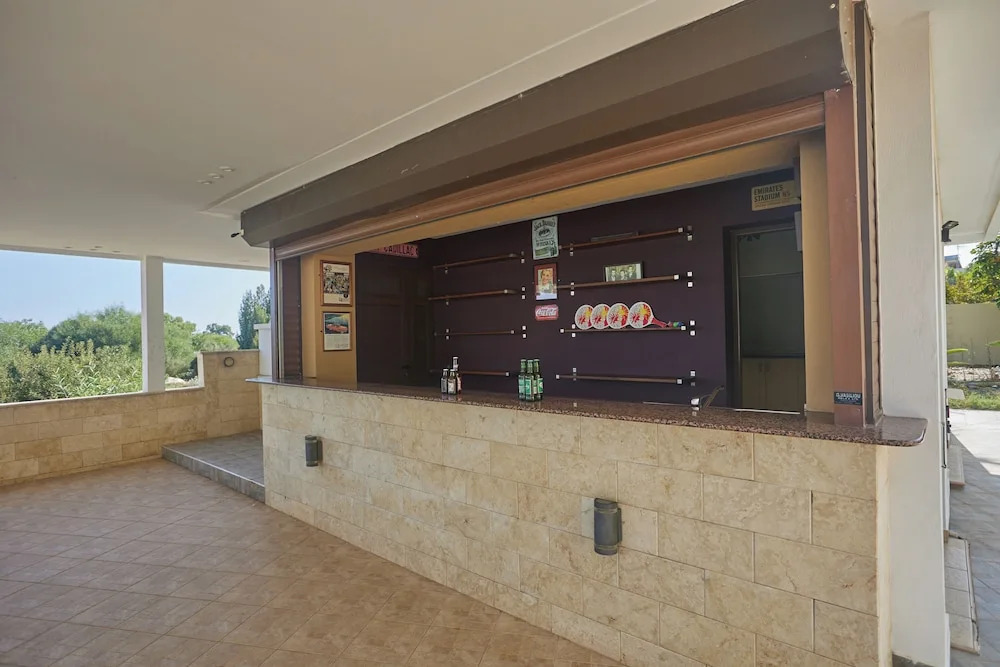 Protaras Holiday Villa Pa7 Private 7 Bedroom villa