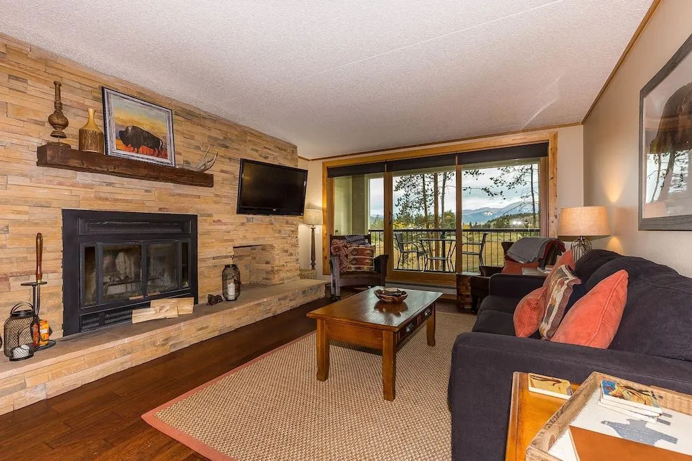 Pines #2116 - 2 Br Condo