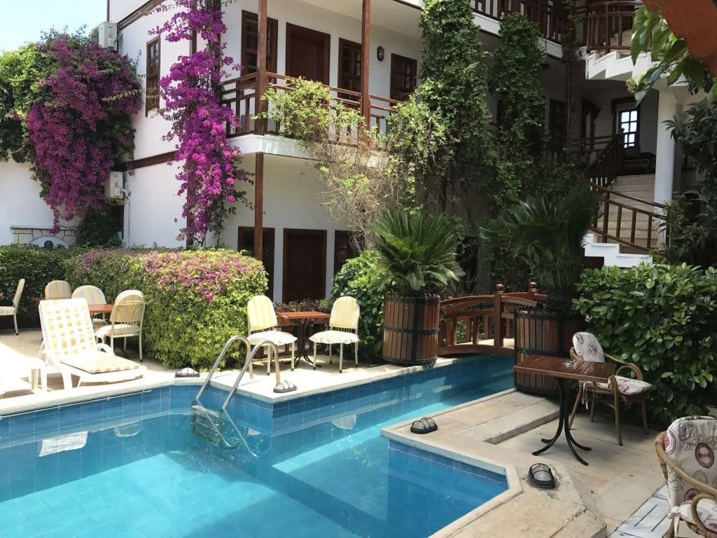 Hotel Karyatit Kaleici