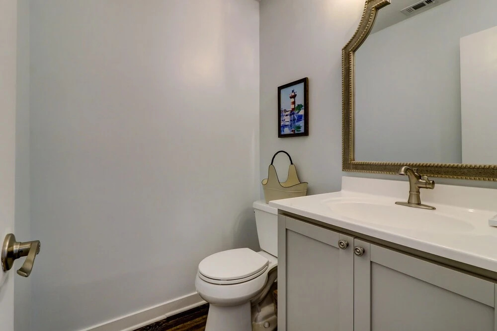 1 West Garrison