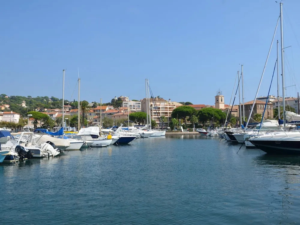 Southern French Villa With Private Pool and Stunning Views of the Mediterranean Sea