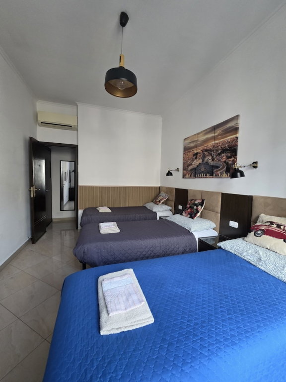 Roomz Romestay