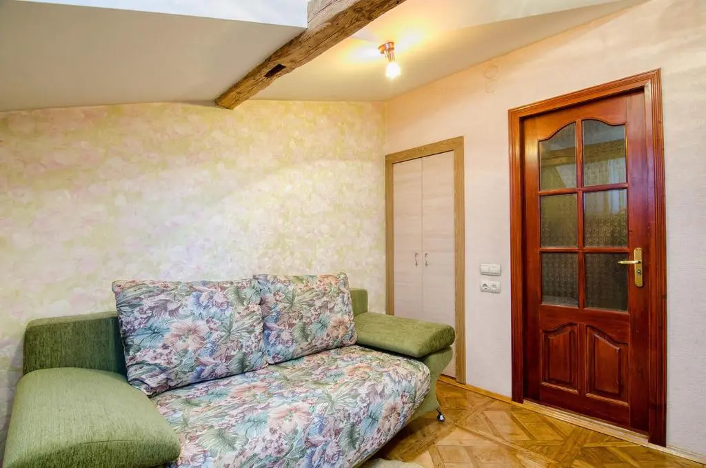Apartment on Svobody Avenue 47