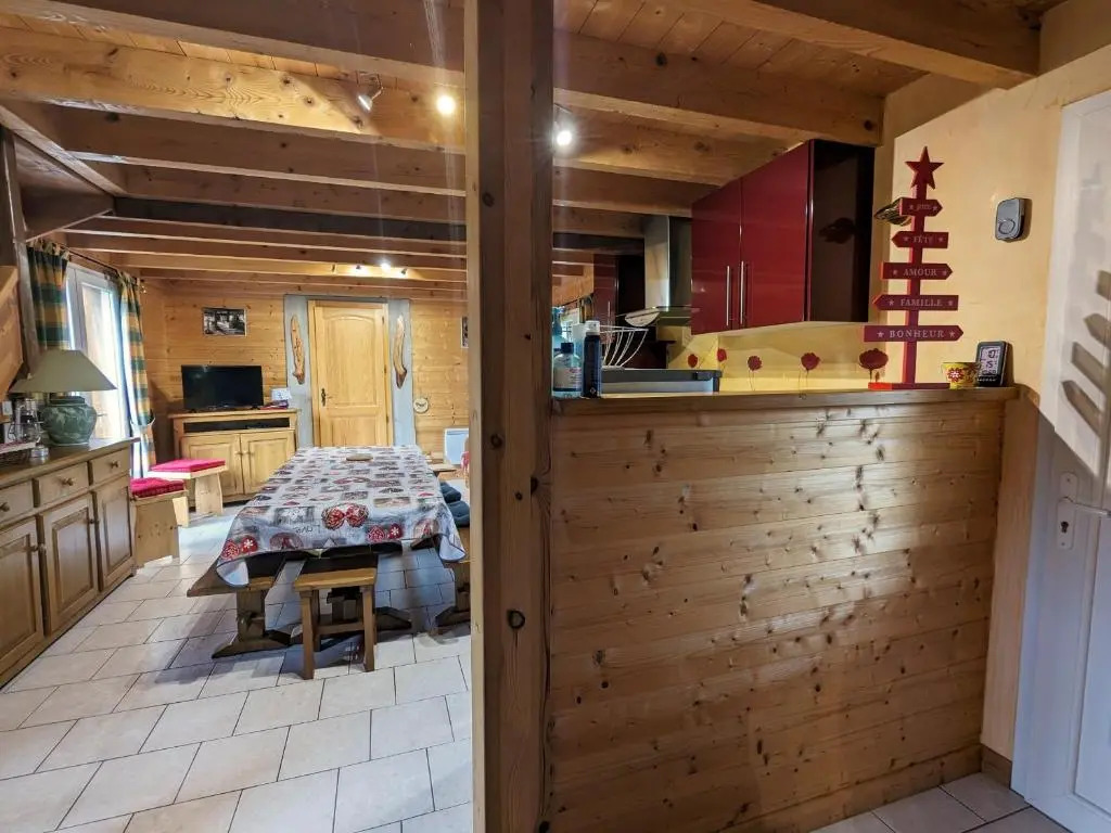 Chalet en bois avec jardin, proche ski et randonnée, équipé pour 8 pers. à Vagney, Vosges - FR-1-589-283