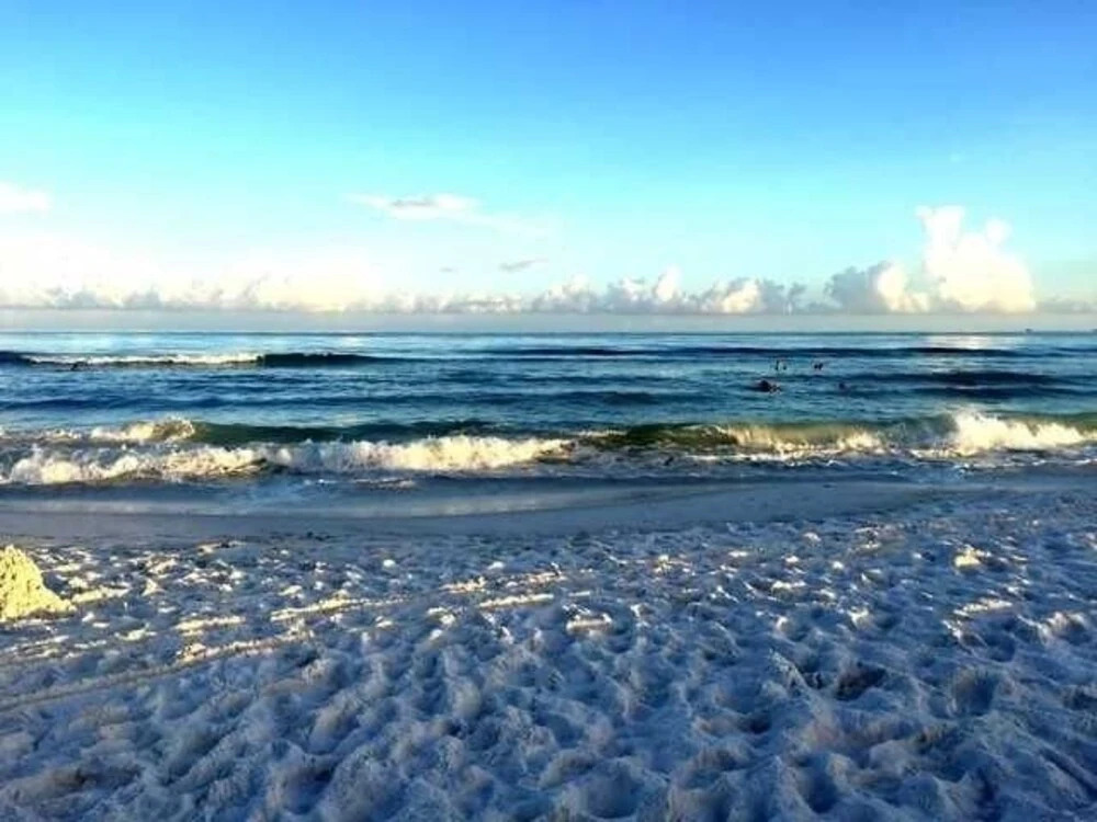 Portofino, Tower 5 - 2 Bedroom Unit - Sleeps 6 condo
