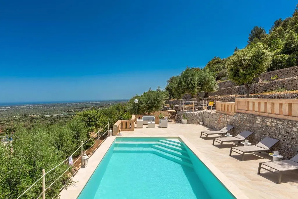 Trullo Monte Cannone by BarbarHouse