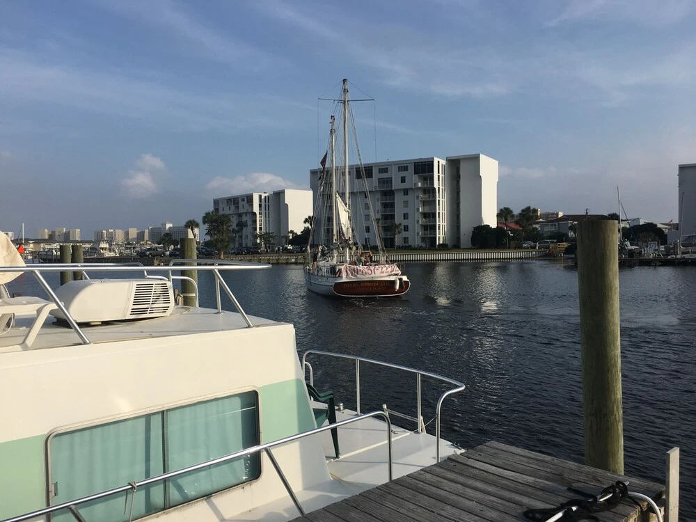 Emerald Coast Houseboat