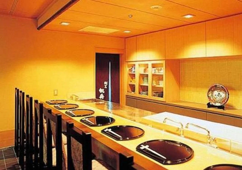 Gosho Nishi Kyoto Heian Hotel