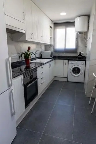 Apartamentos Maruja Roig 1
