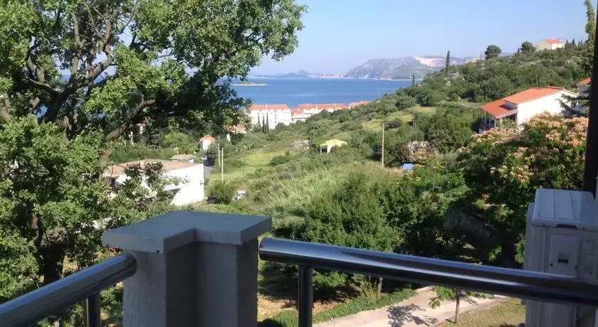 Apartment Biserka