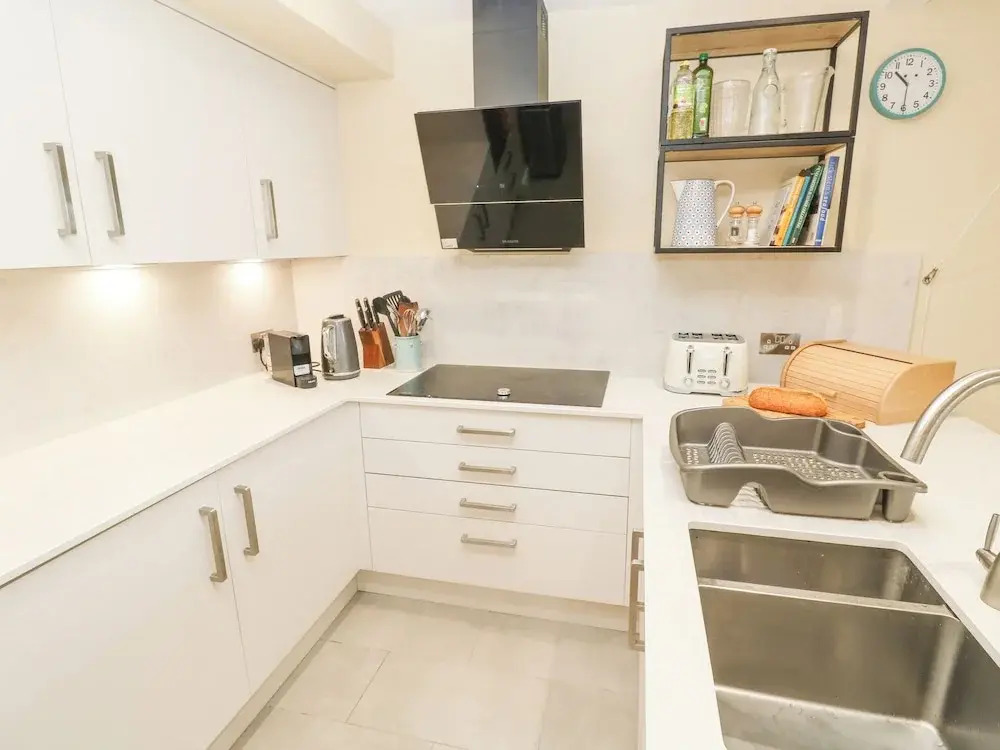 5 Tregenna Court