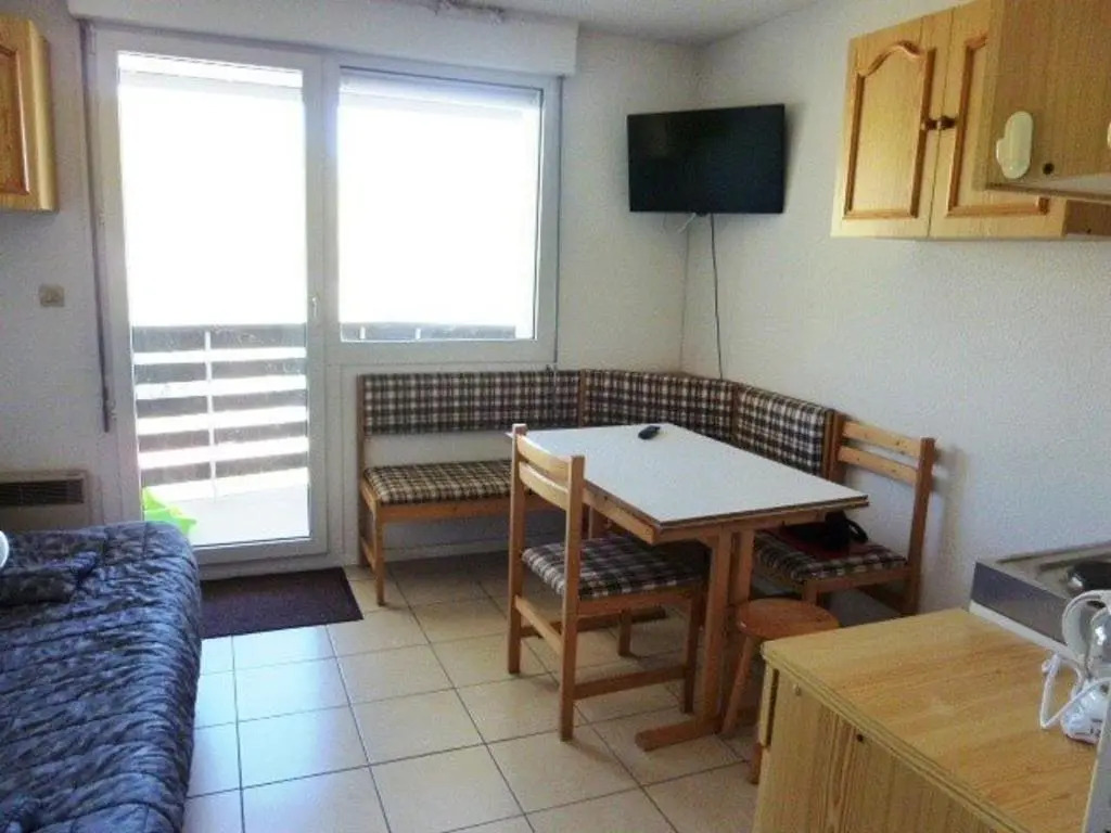 Appartement Arette, 1 pièce, 4 personnes - FR-1-602-42