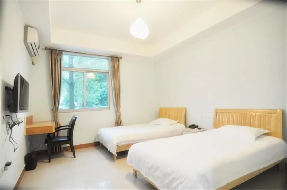 Xiamen Nest House Hotel