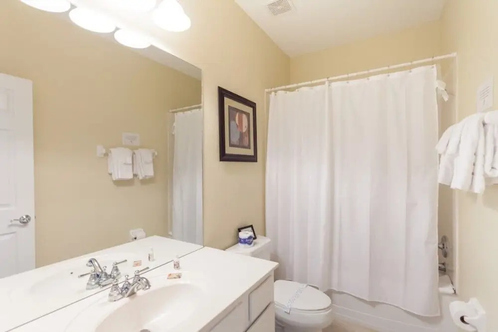 3 Bedroom Modern Townhome 4003 Townhouse