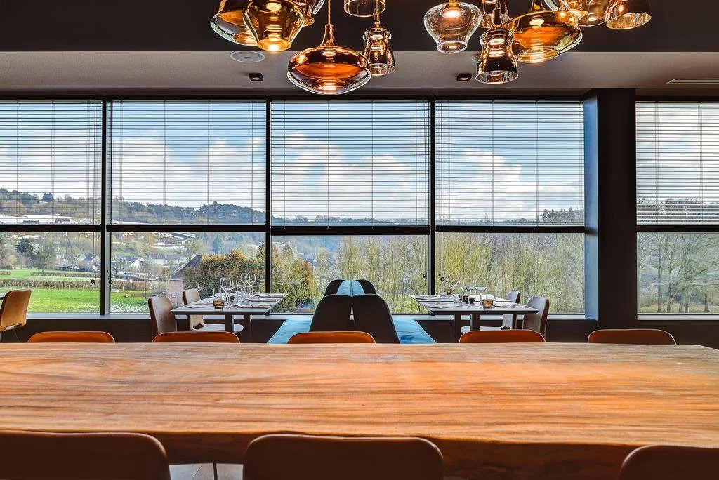 R hotel experiences
