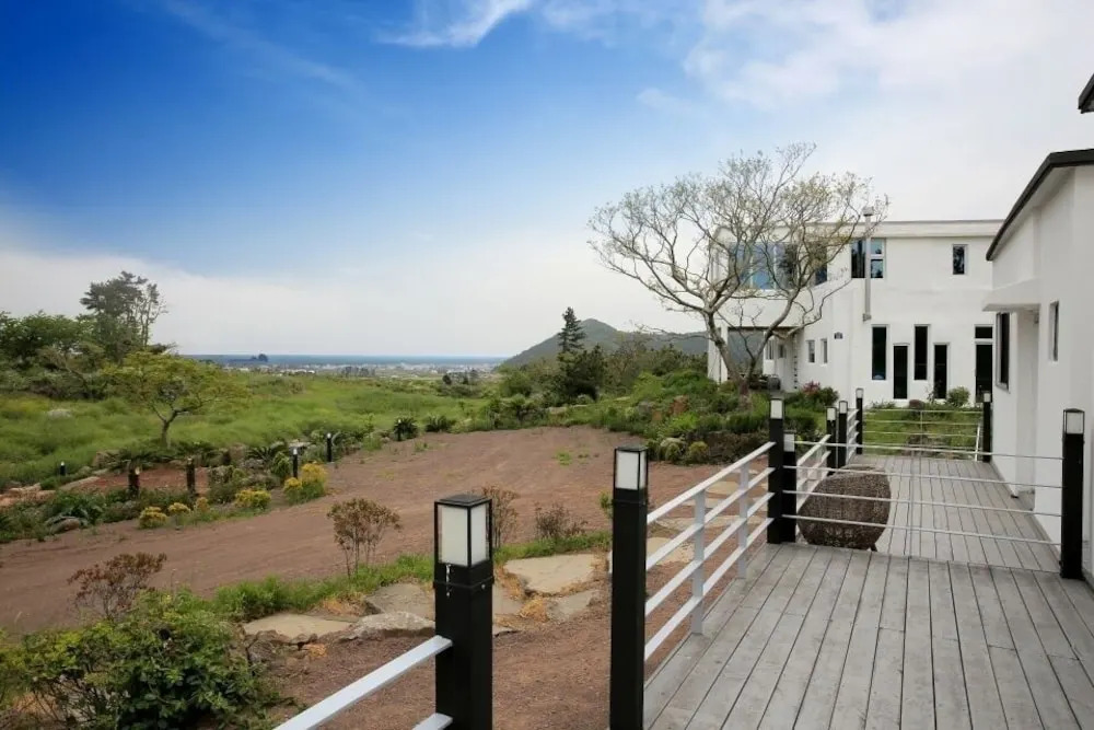 takche pension joy house