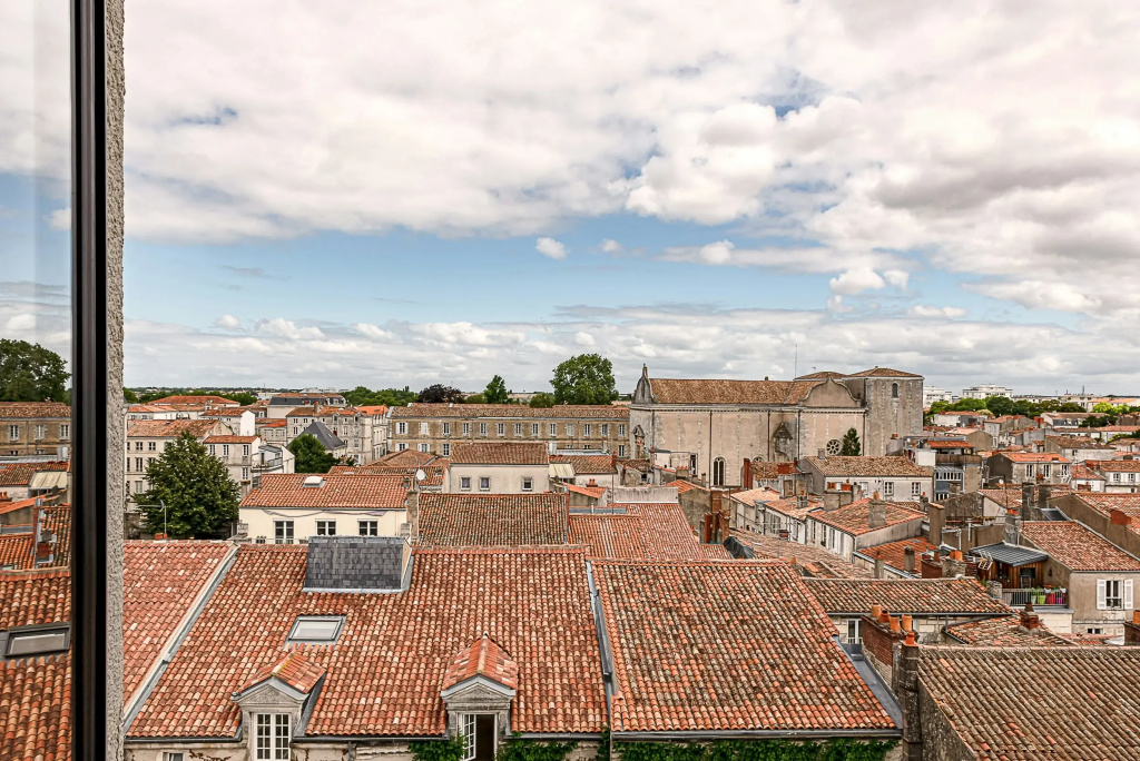 Maison des Ambassadeurs, a Small Luxury Hotels