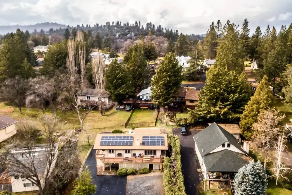 ‘Hiker’s Escape’ Home Near Beach, Golf & Yosemite