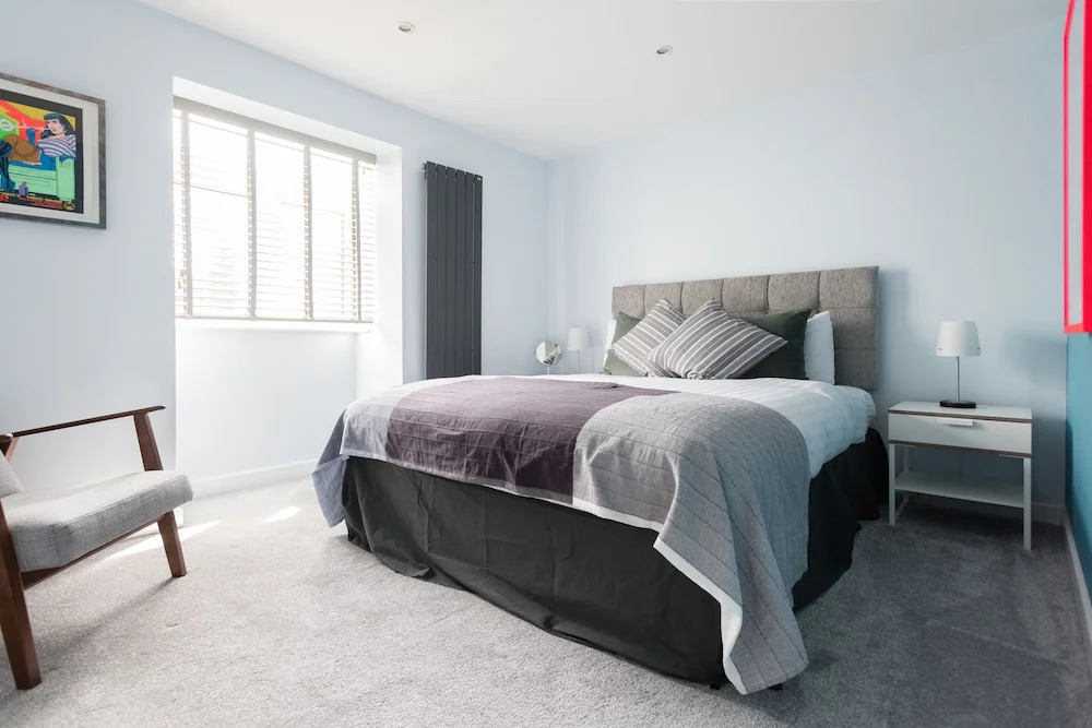 The Nine Elms Residence