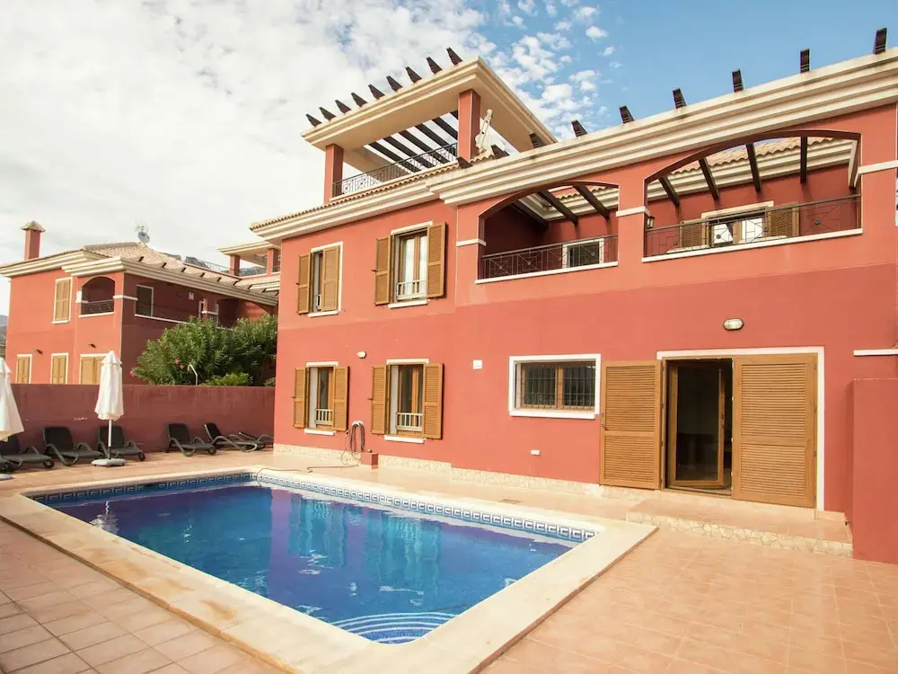 Charming Holiday Home in Benidorm With Private Pool