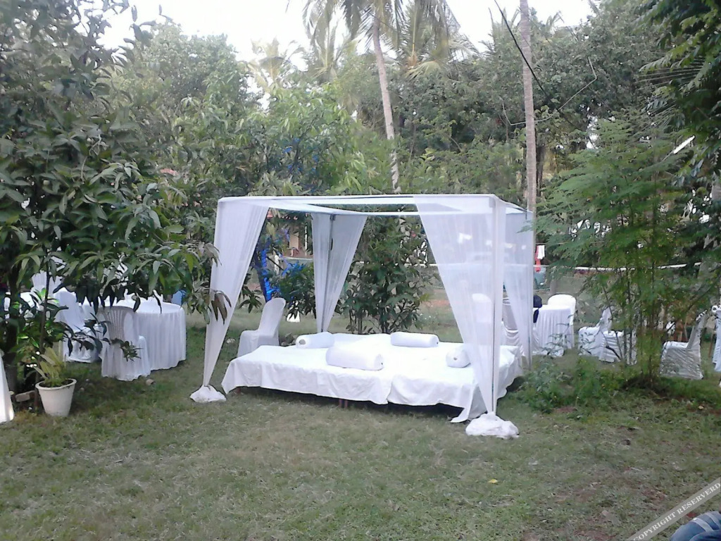 Raikar Guest House