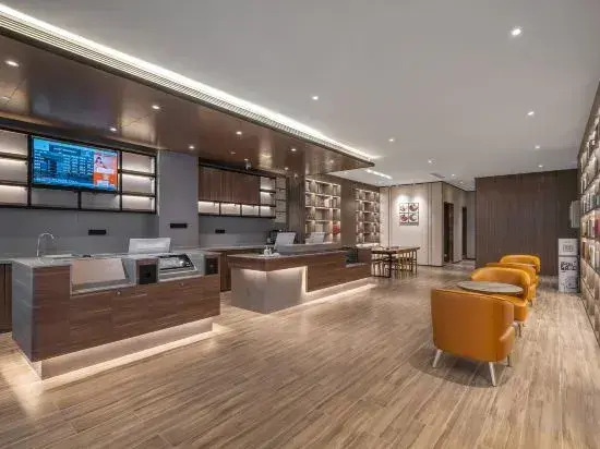 Hanting Hotel (Xiamen Wenzao Subway Station)