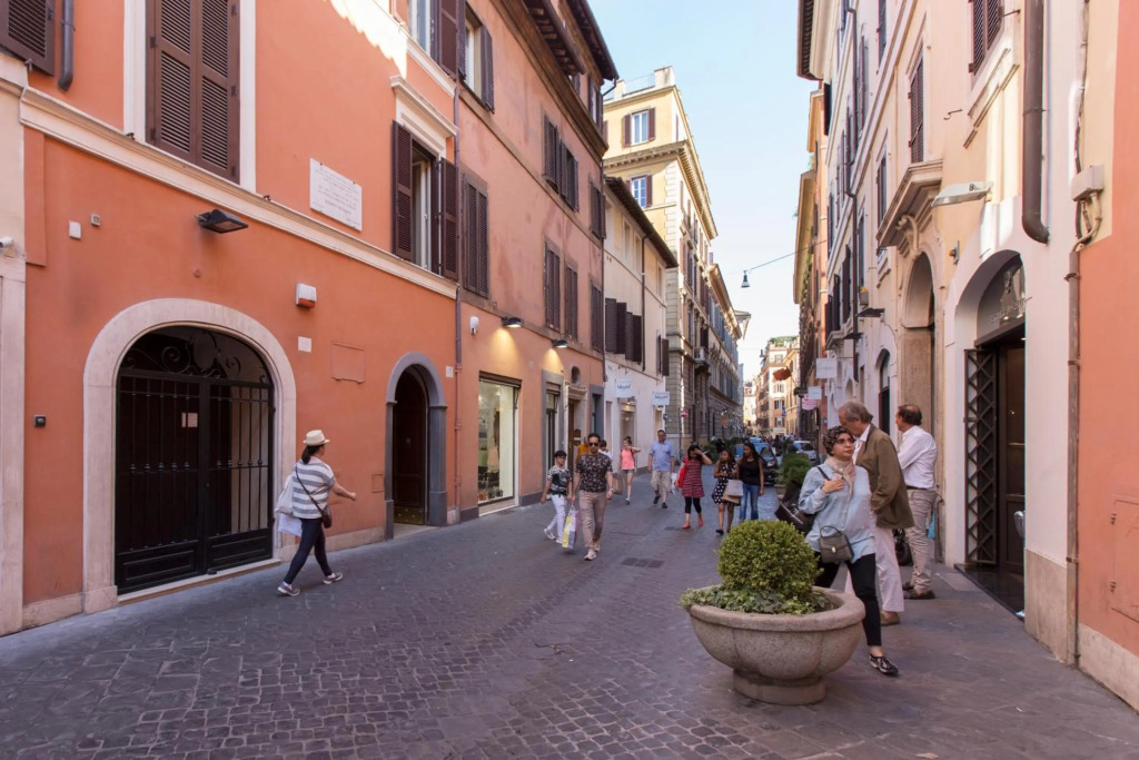 ROMAC - Condotti Suite by Spanish Steps