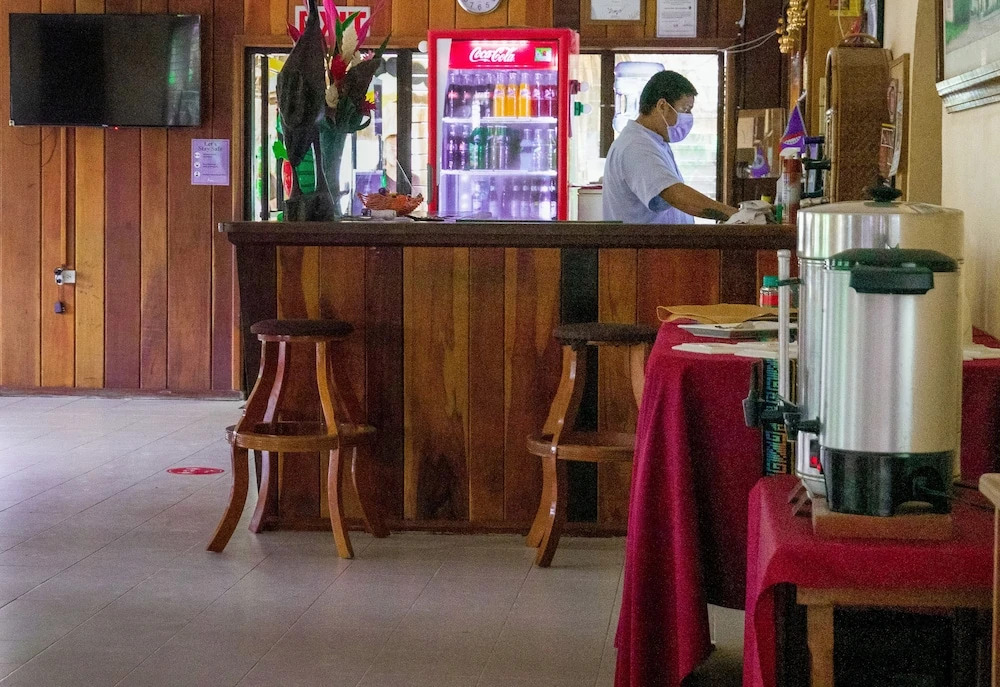Drift Inn Cayo