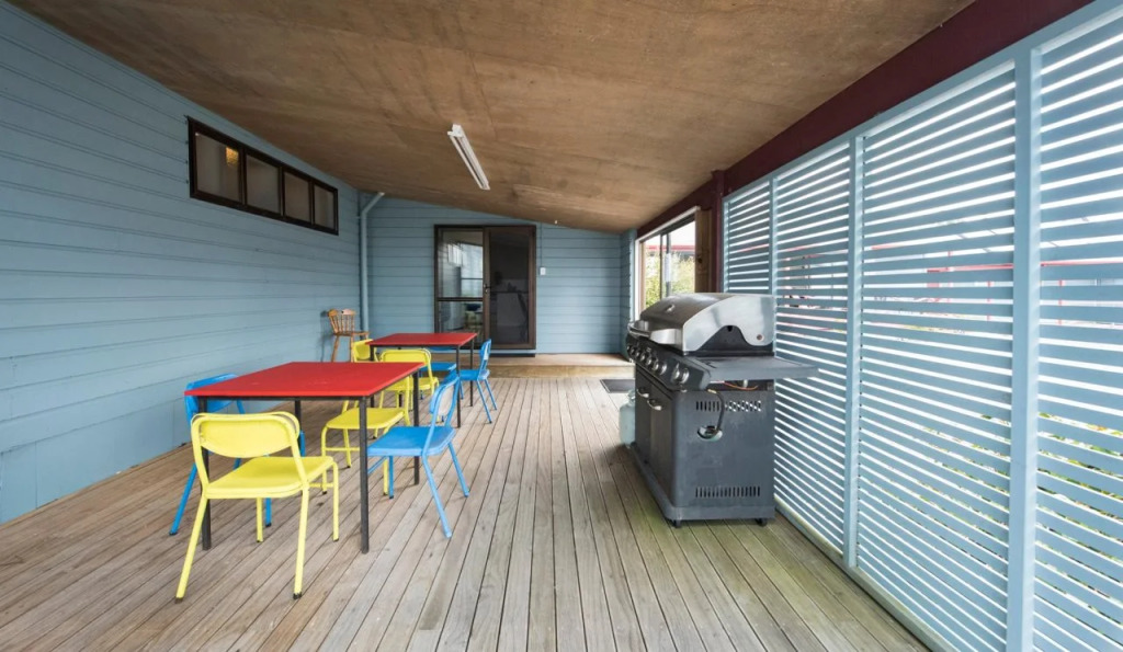 Adventure Lodge and Motels and Tongariro Crossing Track Transport