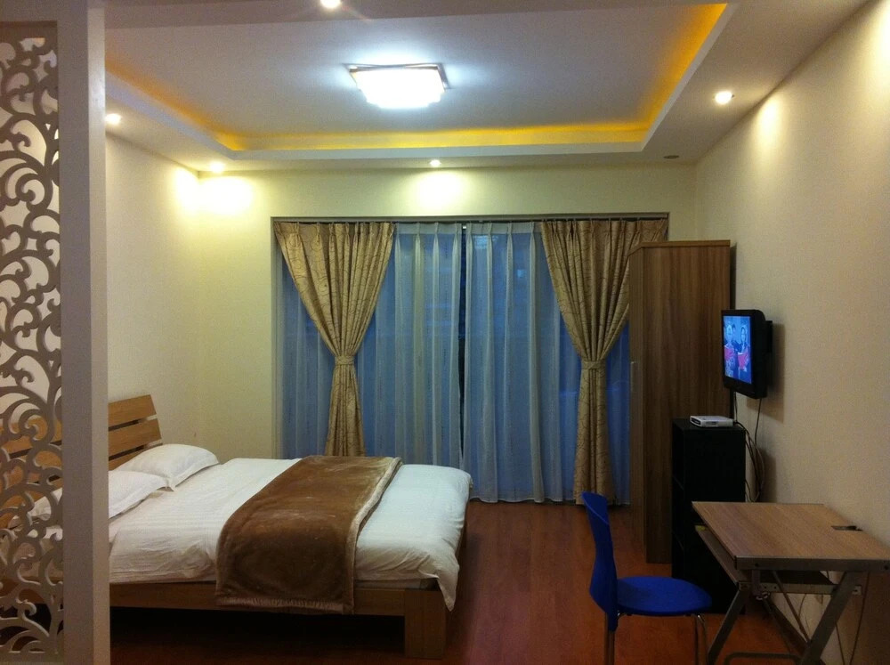 Kunming IC Holiday SOHO Hotel