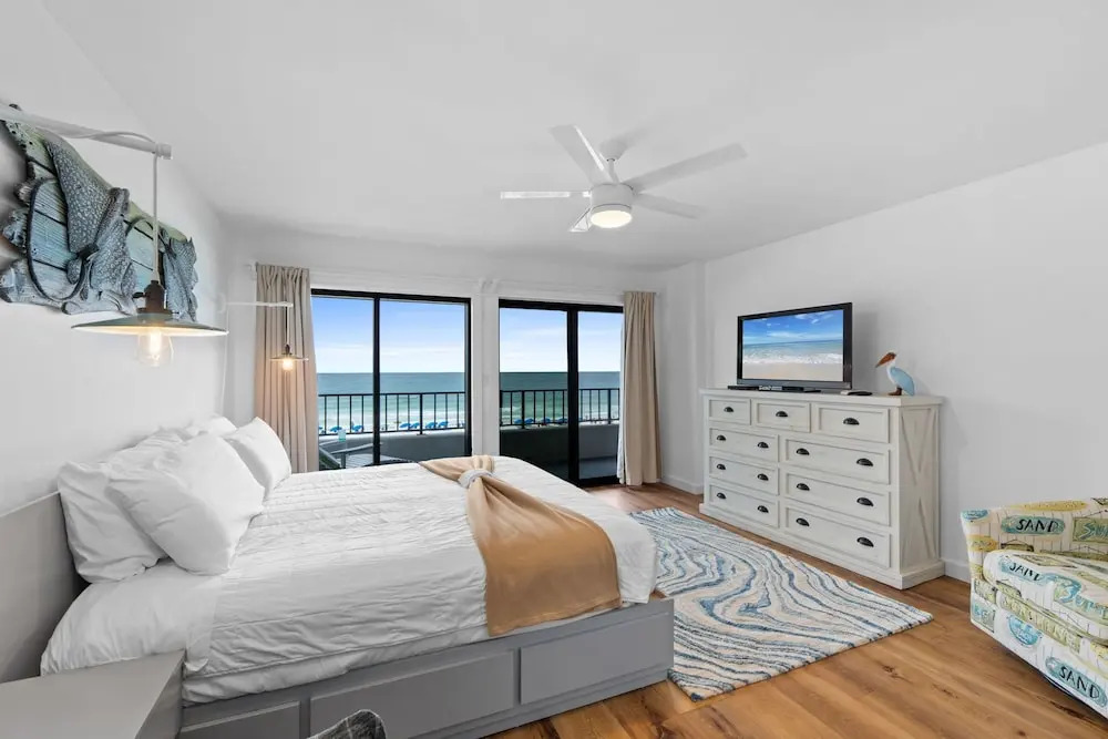 Surf Dweller 406 - The Beachcomber