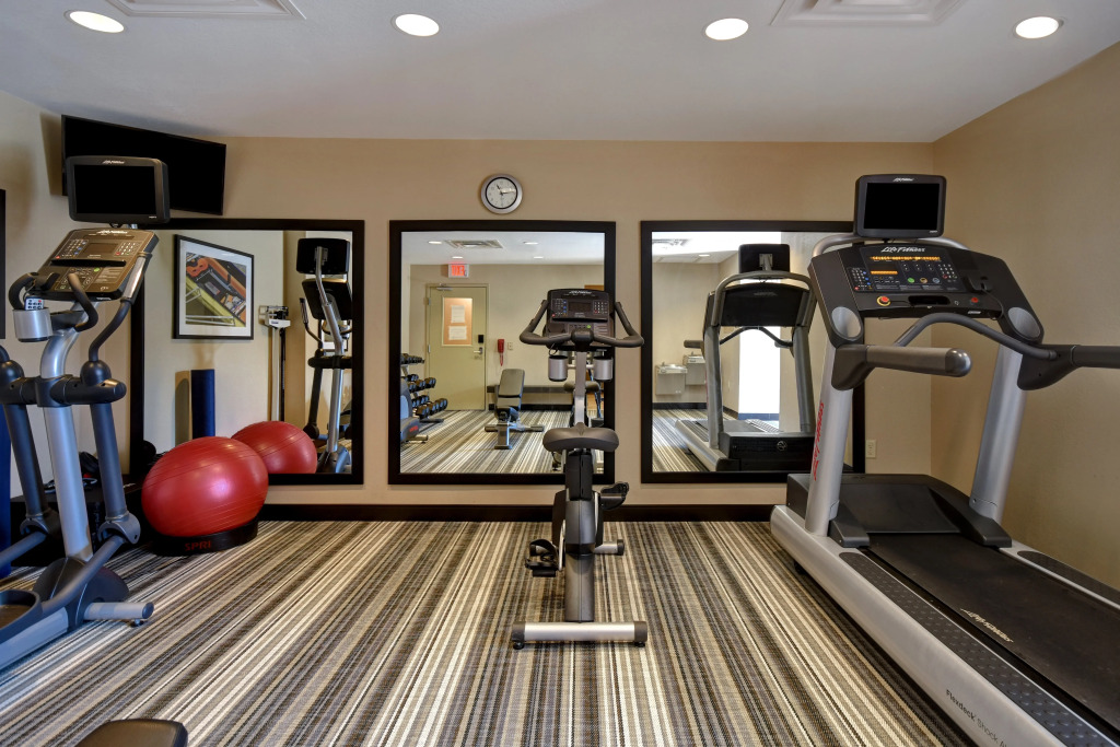 Candlewood Suites St Clairsville Wheeling Area by IHG