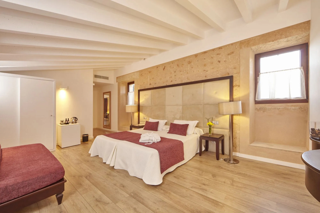 Bennoc Petit Hotel