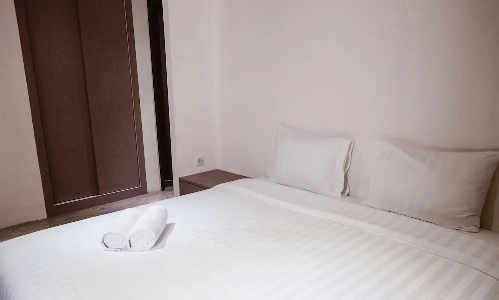 Spacious Apartment @ Mangga Dua Residence near ITC Mall