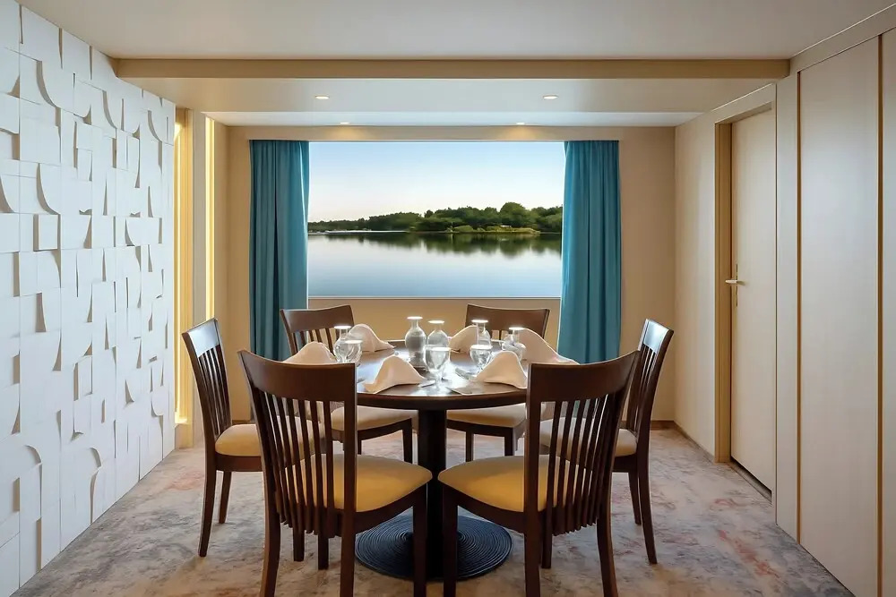 Nile Cruise Rene, Every Wednesday from Aswan for 3 nights and every Saturday from Luxor for 4 nights, including three meals