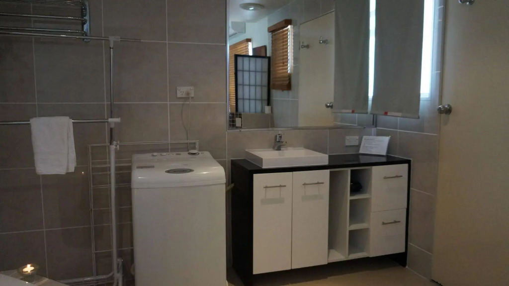 La Solana Holiday Units - MACKAY - Blacks Beach