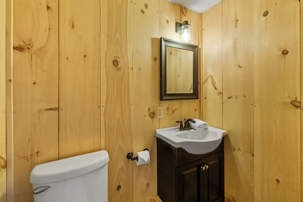 Cabin w/ Hot Tub, Theater & Games!
