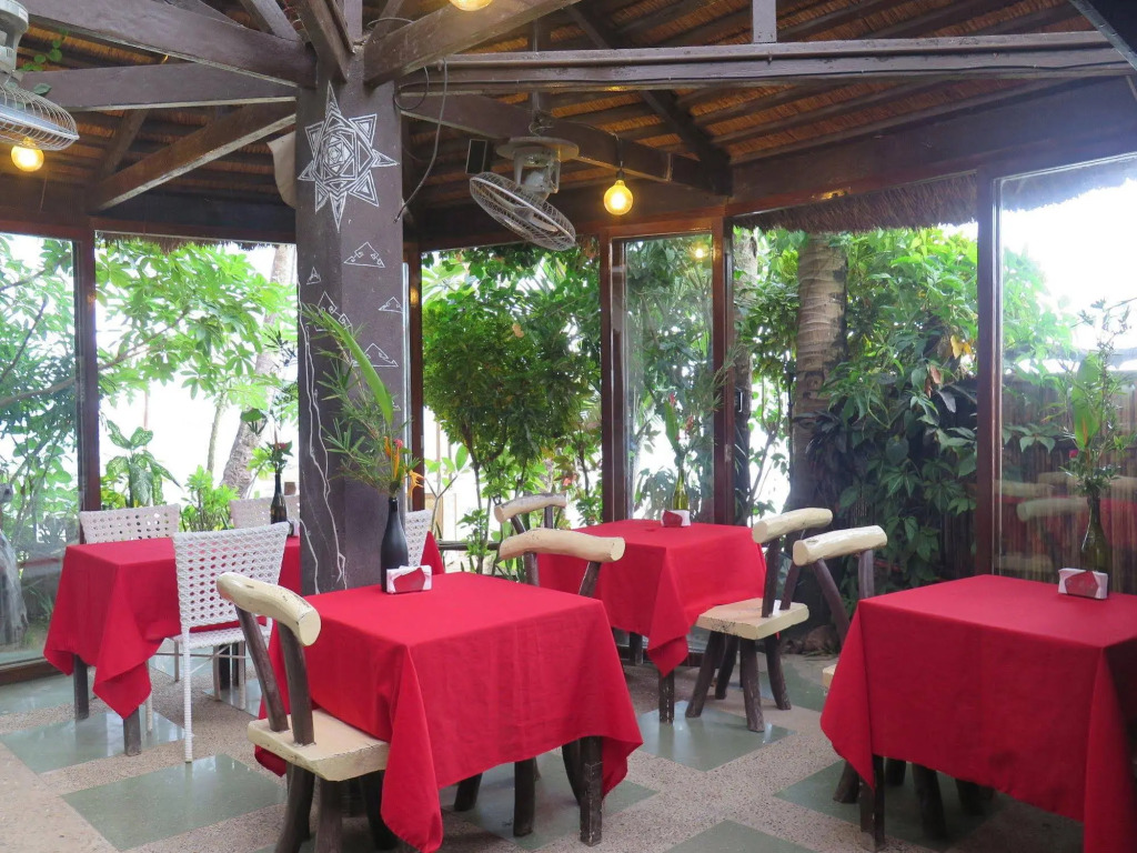 Makulay Lodge and Villas