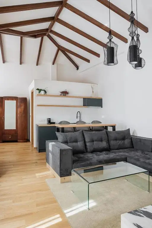 Petrou Suites