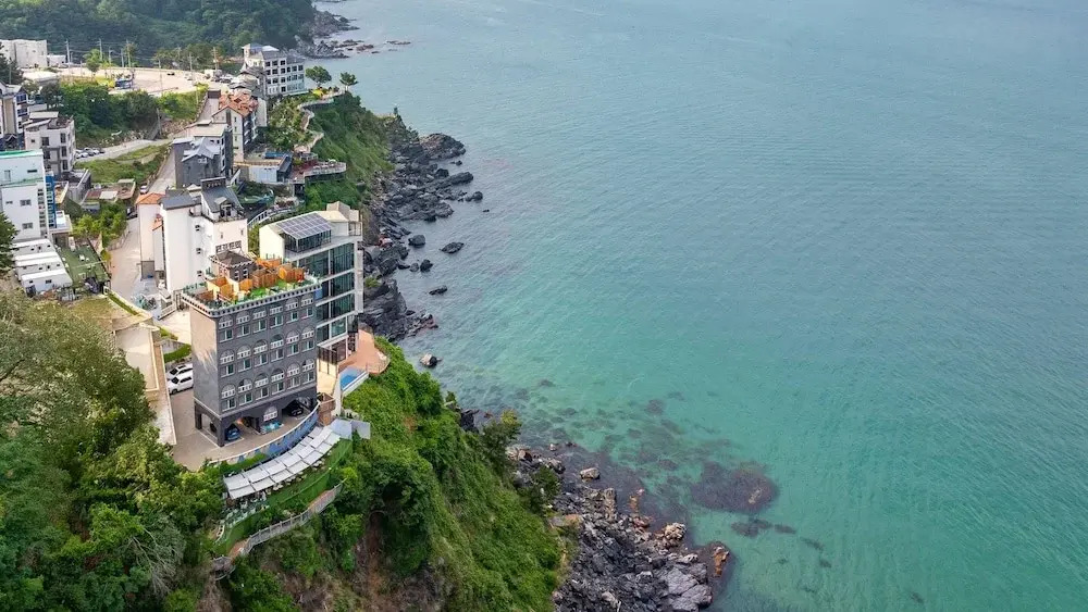 Samcheok Peacehousing Spa Pet Pension