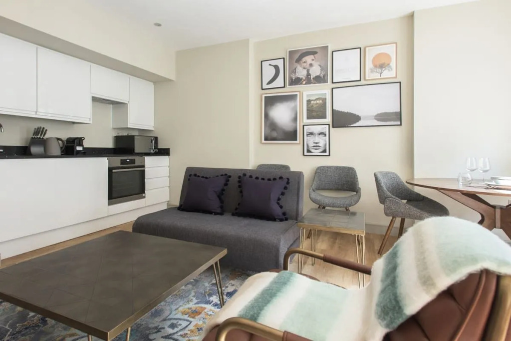 The Mayfair Parade - Trendy 1bdr Pied-a-terre in Central London